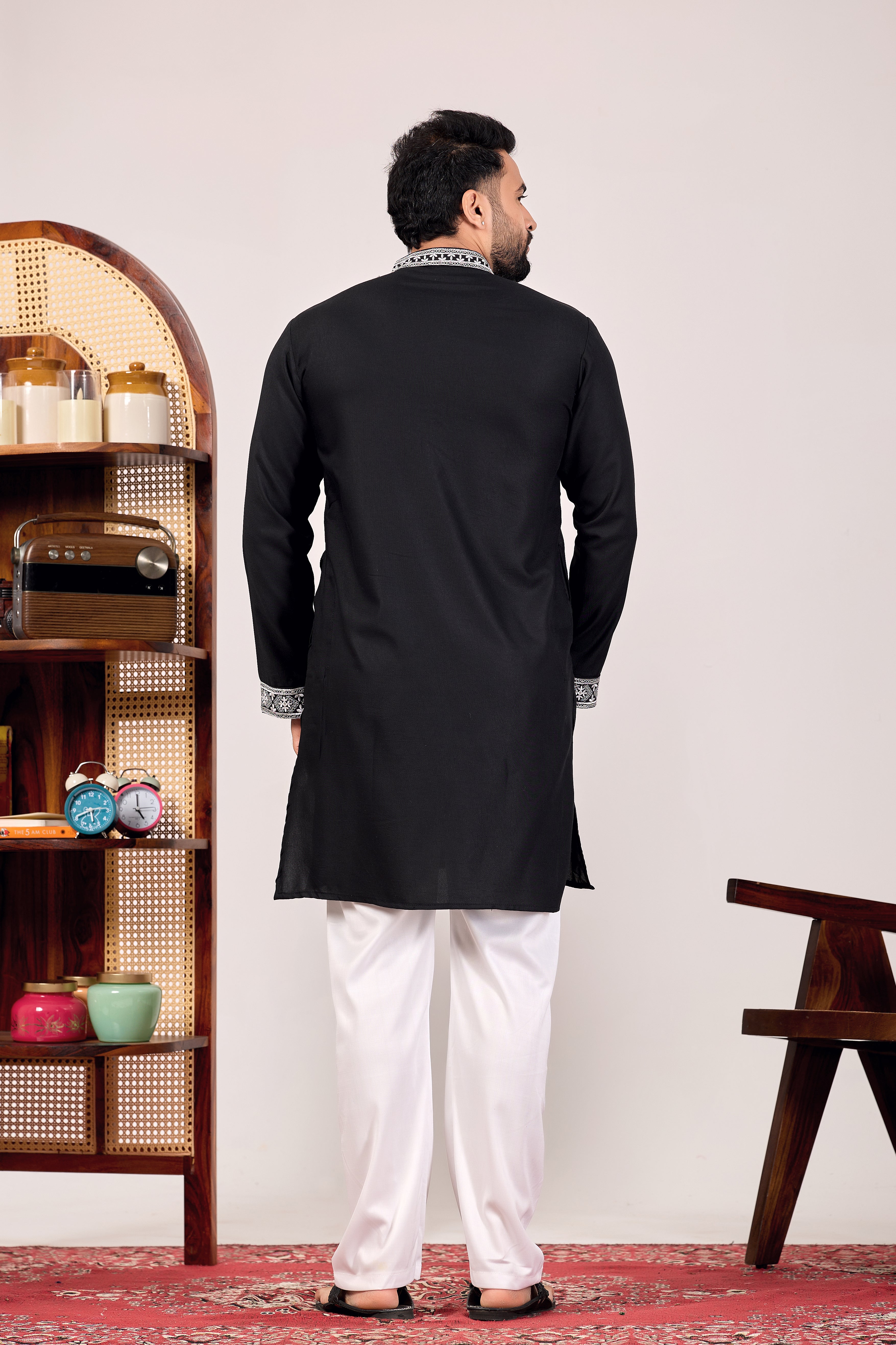 BLACK CHAIN SILK MANDARIN NECK EMBROIDERED KURTA