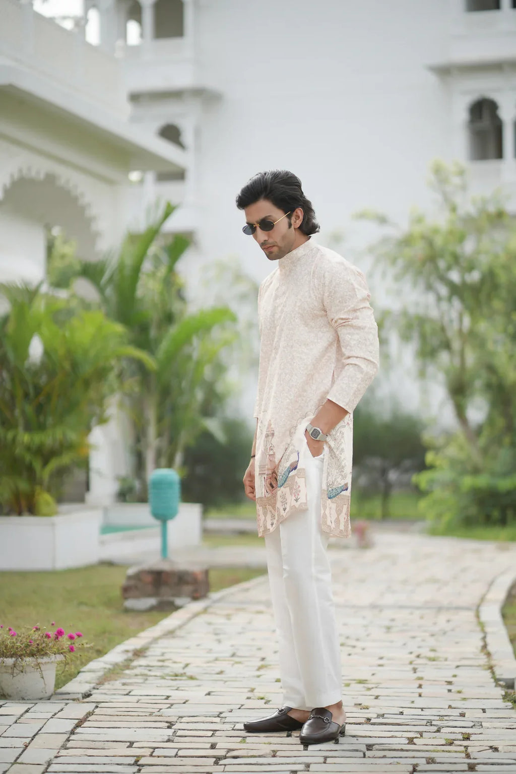 EMBROIDERED DESIGNER KURTA