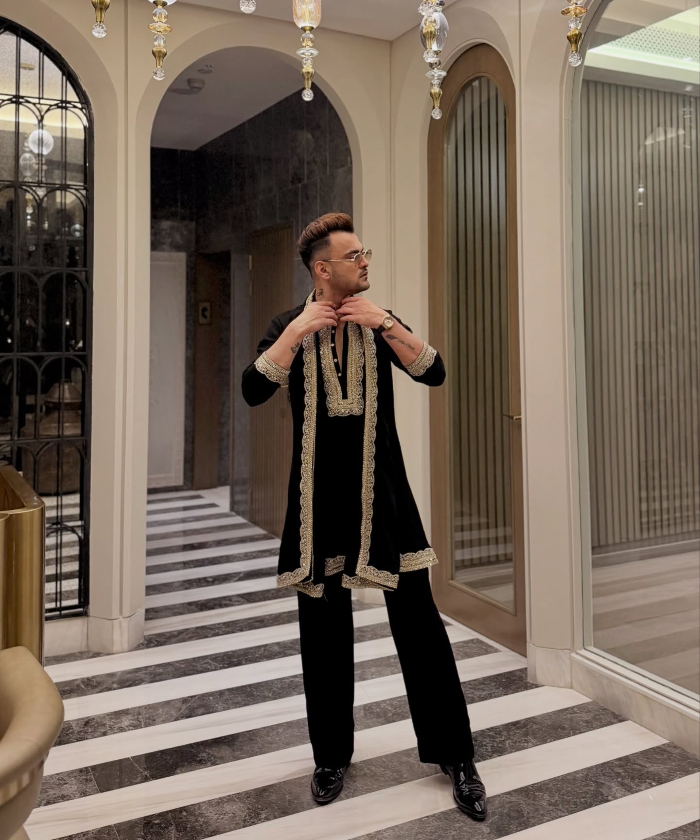 BLACK EMBROIDERED KURTA SET WITH DUPATTA