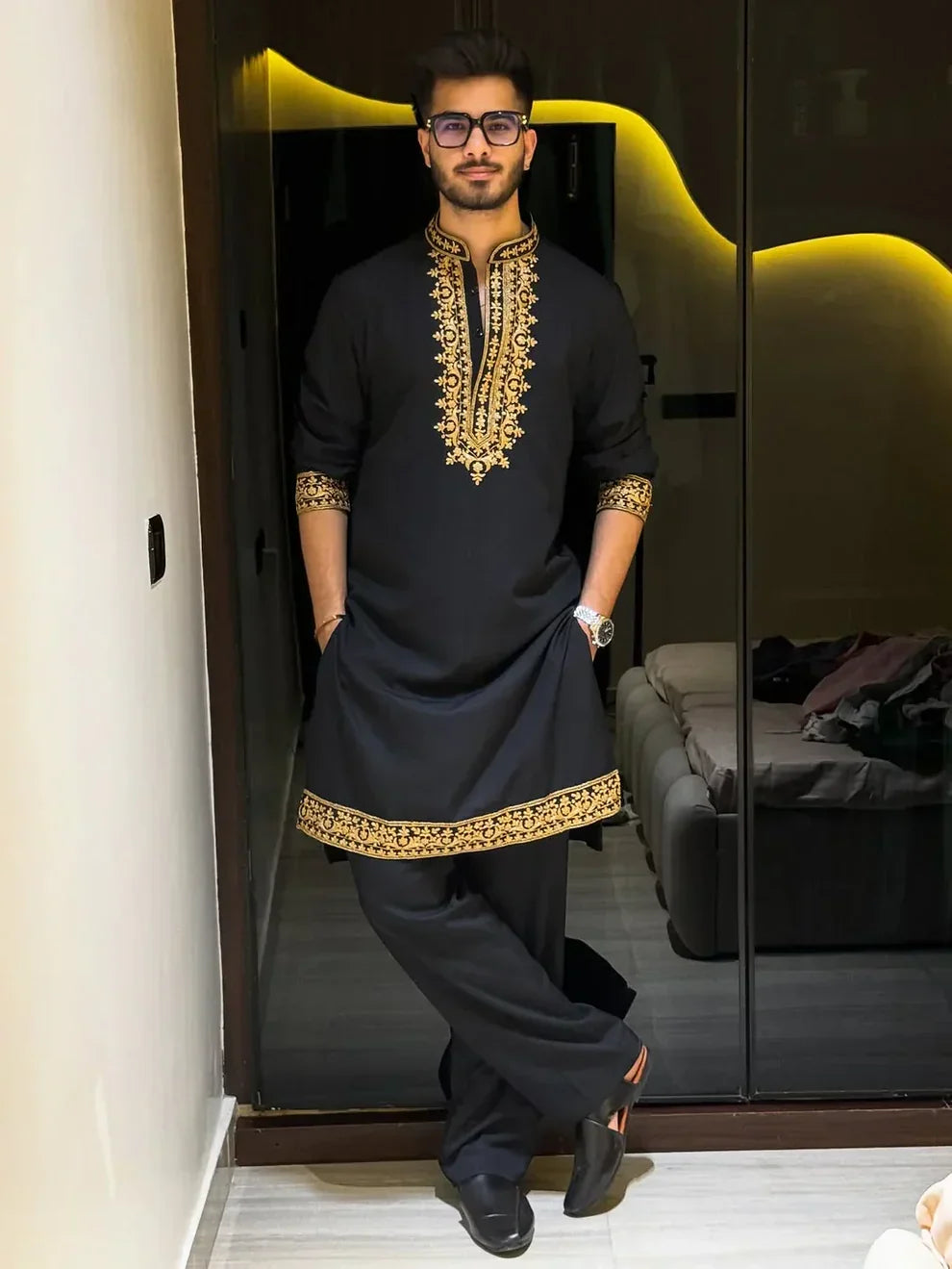 FESTIVAL SPECIAL ROYAL BLACK EMBROIDERED KURTA PAJAMA SET